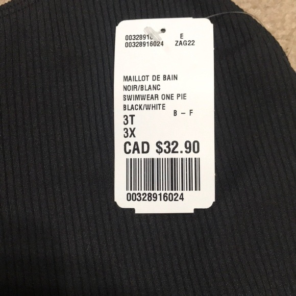 Forever 21+ belted one piece swimsuit - Picture 5 of 7